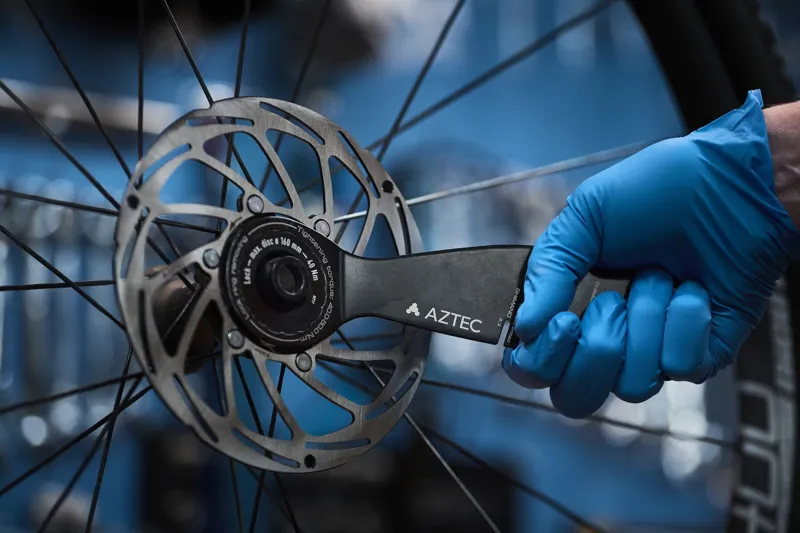 Aztec Shark Rotor Wear Indicator and Lockring Wrench-1