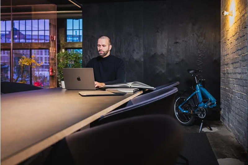 2025 Cube Fold Hybrid Comfort 500 Electric Folding Hybrid Bike - Silver-4