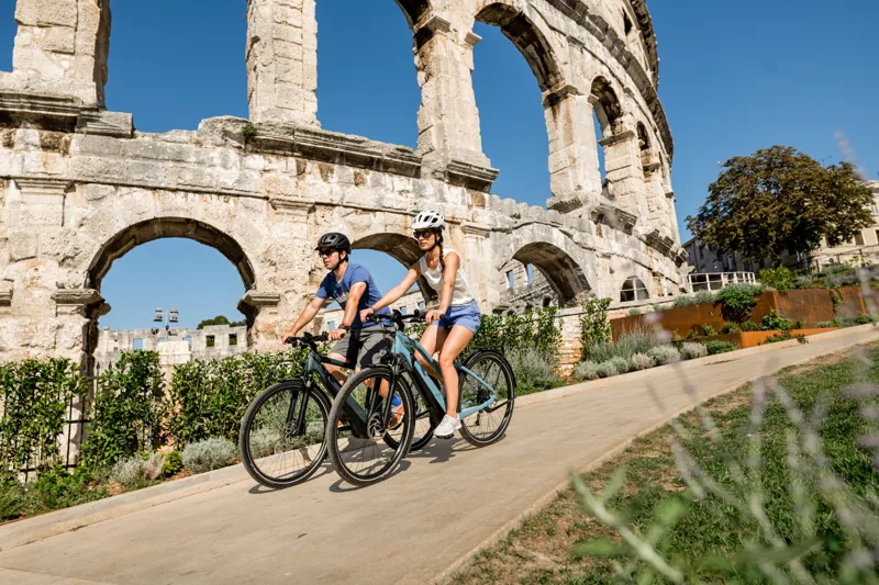 Specialized Turbo Vado 5.0 Electric Hybrid Bike - White Mountains - Size Small-4