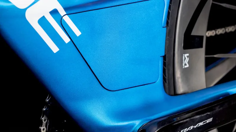 2025 Cube Aerium C:68X SLT Triathlon Bike - Nebula/White-4