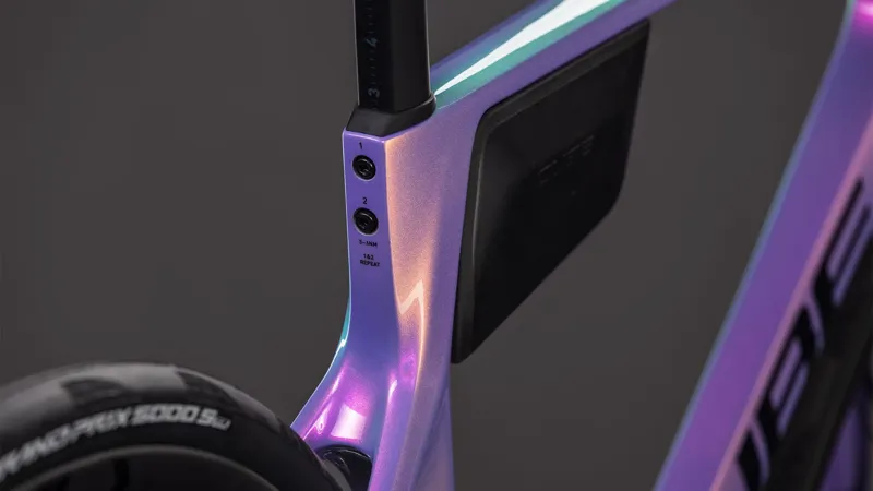 2026 Cube Agree C:62 SLX Road Bike - Cosmic Purple/Black-7