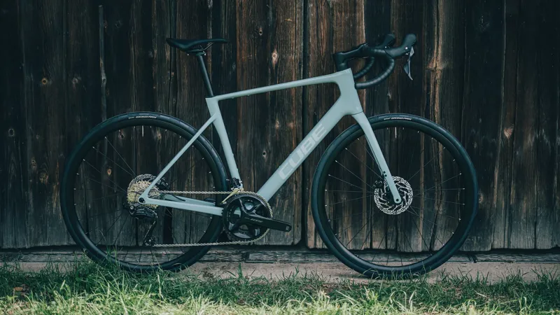 2026 Cube Attain C:62 Race Road Bike - Skylight Blue/Cyan-1