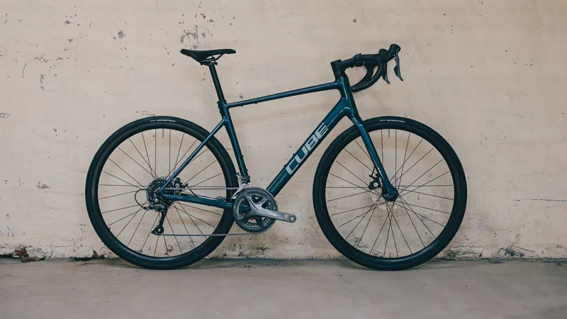 2026 Cube Attain Pro Road Bike - Nautica/Prism-1