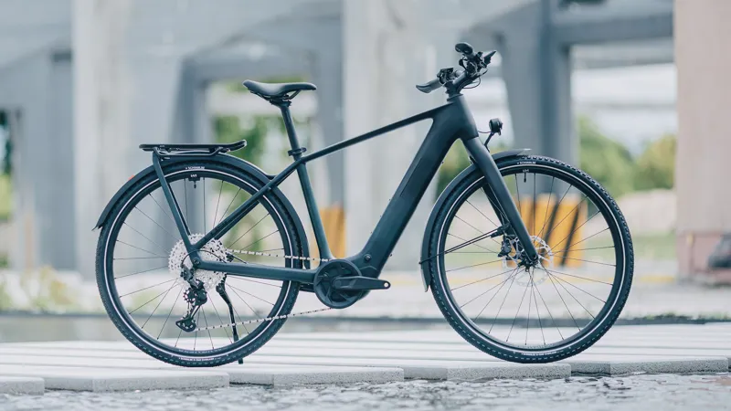 2026 Cube Kathmandu Hybrid C:62 SLX 400X Electric Hybrid Bike - Liquid Black-2