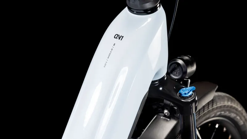 2025 Cube Kathmandu Hybrid One 800 Easy Entry E-Bike - Polar White - Small-2