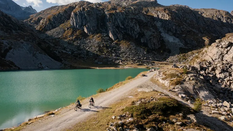 2025 Cube Kathmandu Hybrid One 800 Easy Entry E-Bike - Polar White - Small-1