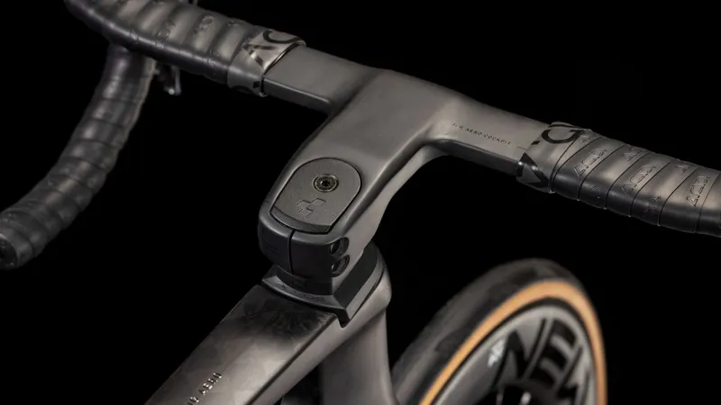 2025 Cube Litening Aero C:68X Race Road Bike - Blackline-2