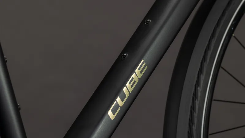 2026 Cube Nulane Comfort EXC FE Gravel Bike - Grey/Chrome-5