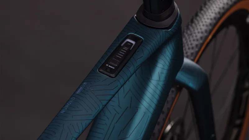 2026 Cube Nuroad Hybrid C:62 SLT 400X Electric Gravel Bike - Royal Green-3