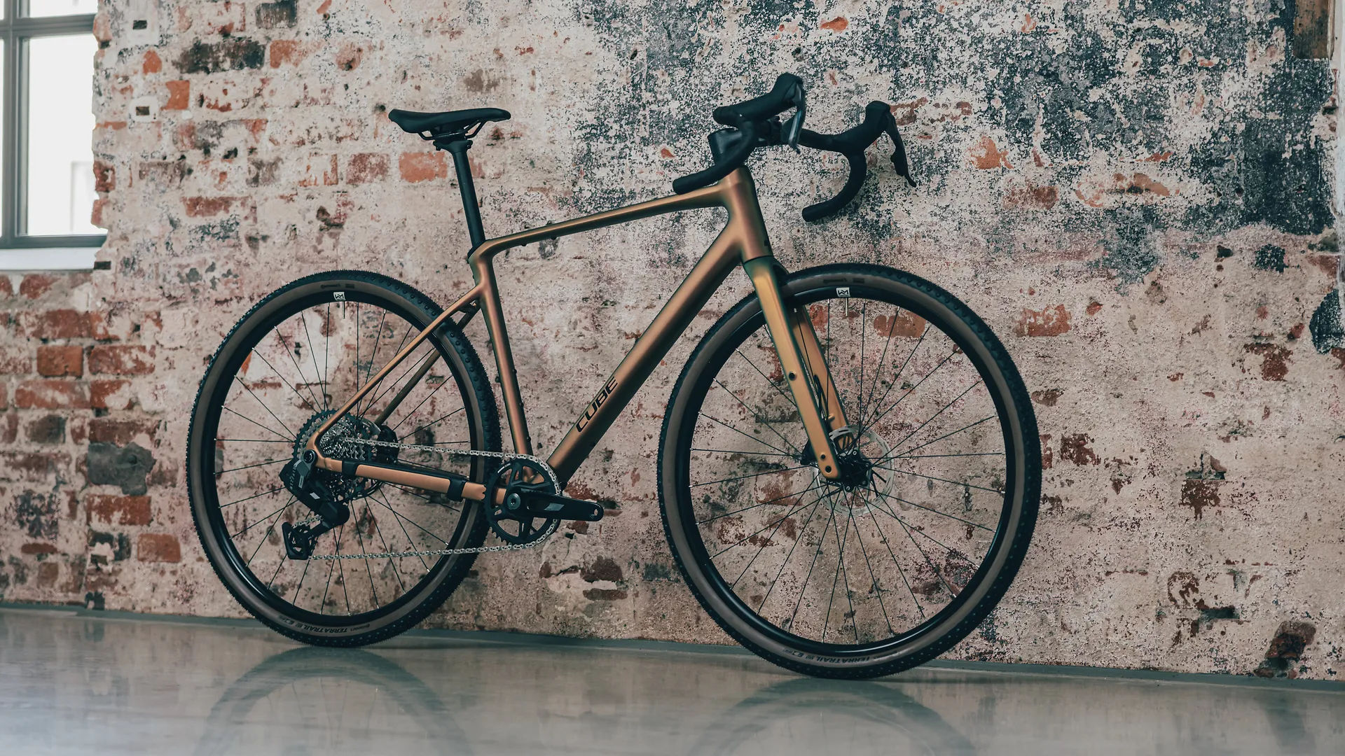 2027 Cube Nuroad SLX Gravel Road - Autumn/Black
