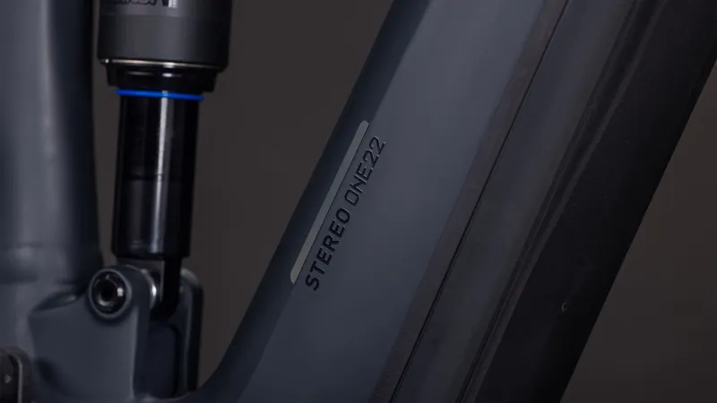 2026 Cube Stereo Hybrid One22 Pro 600 Electric Mountain Bike - Night/Chrome-6