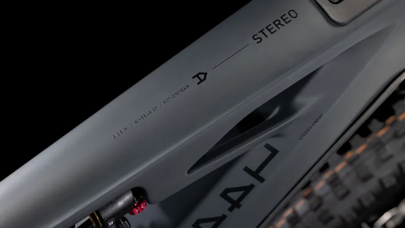 2025 Cube Stereo Hybrid One44 HPC AT 800 Electric Bike - Carbon/Gold - Large-6