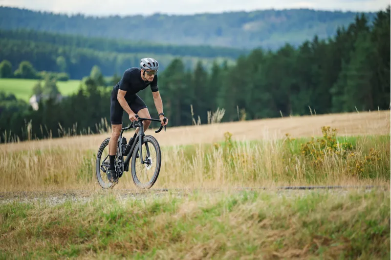 2025 Cube Litening Air C:68X SLT Road Bike - Liquid Lava/Black-4