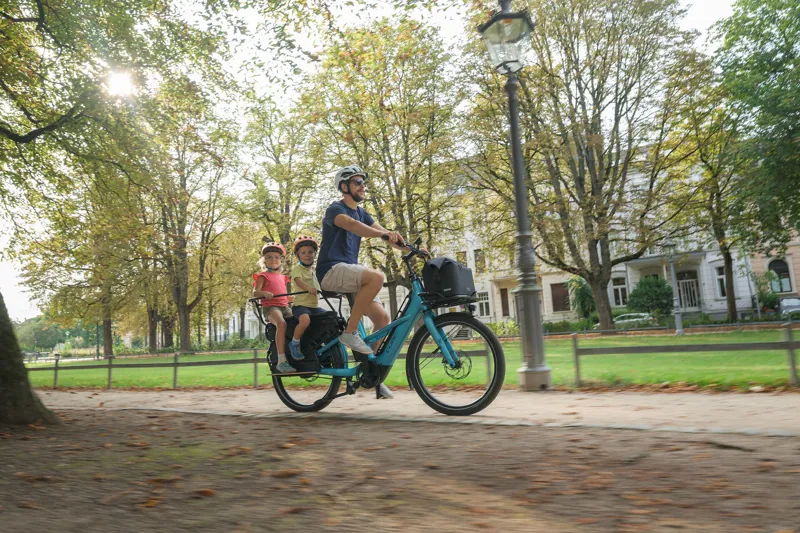 2025 Cube Longtail Hybrid 725 Electric Hybrid Bike - Blue/Reflex-3