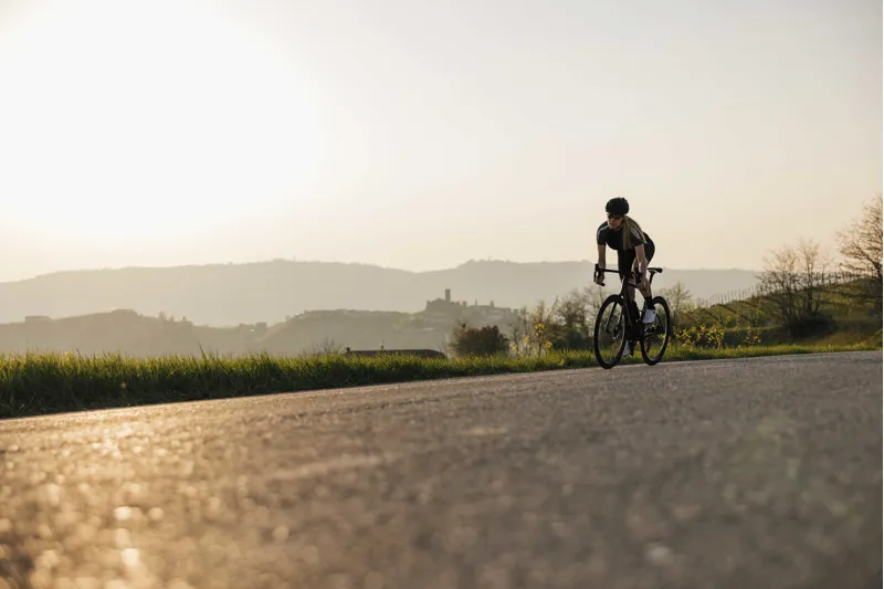 2025 Merida Reacto 8000 Road Bike - Gunmetal Grey/Silver-4