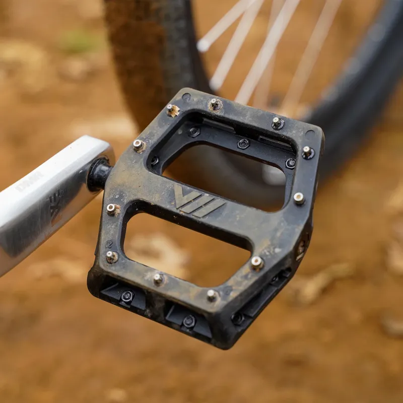 DMR V11 Nylon Flat Mountain Bike Pedals - Black-6