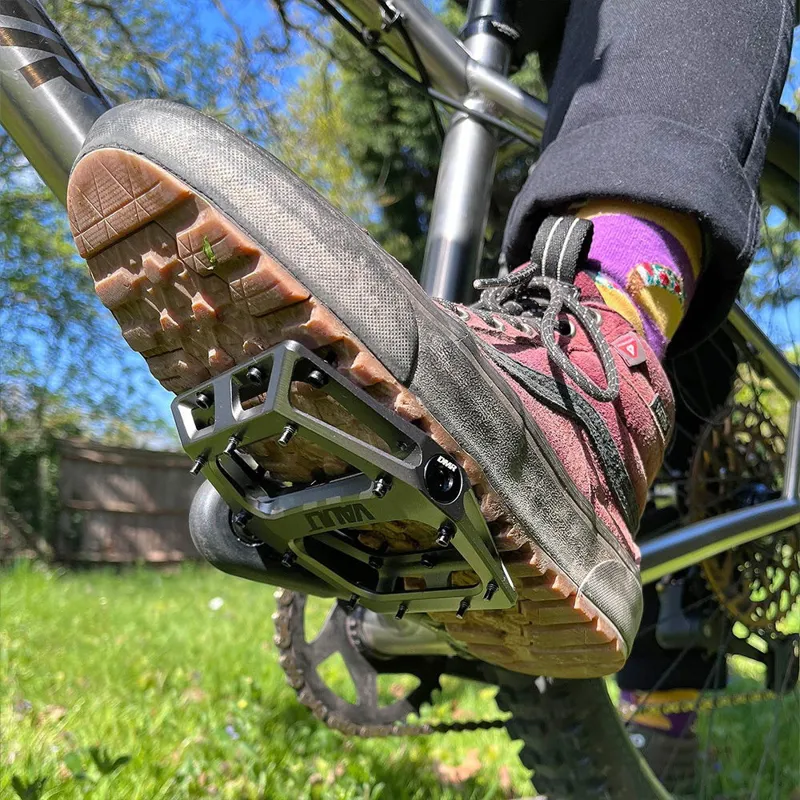 DMR Vault Flat MTB Pedal Step Pins-5