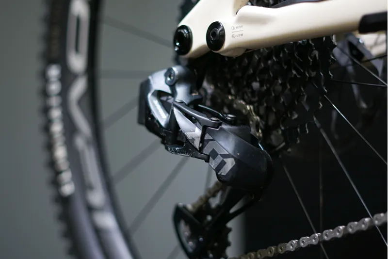 Ex-Demo: 2022 Specialized Stumpjumper Evo Pro Mountain Bike - S2-2