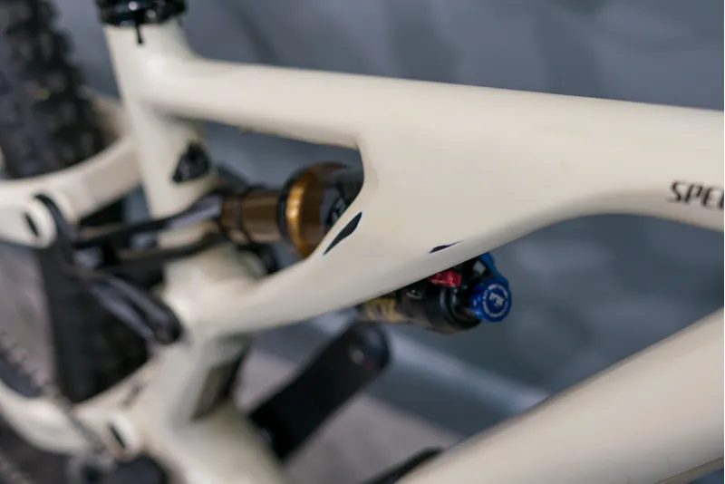 Ex-Demo: 2022 Specialized Stumpjumper Evo Pro Mountain Bike - S2-4