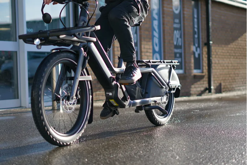 2025 Specialized Turbo Porto Electric Longtail Bike - Smoke-8