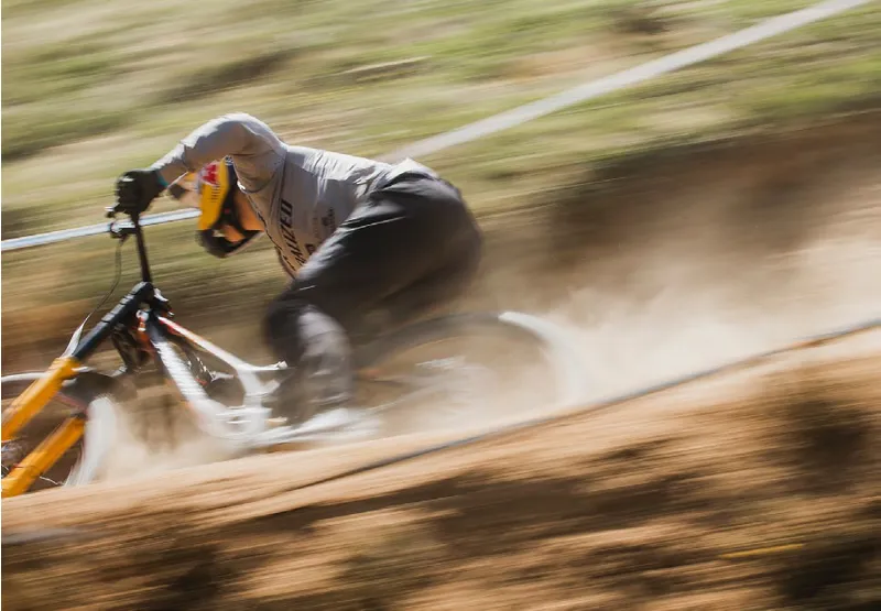 2025 Specialized Demo Race Downhill Mountain Bike - Gloss Obsidian-2