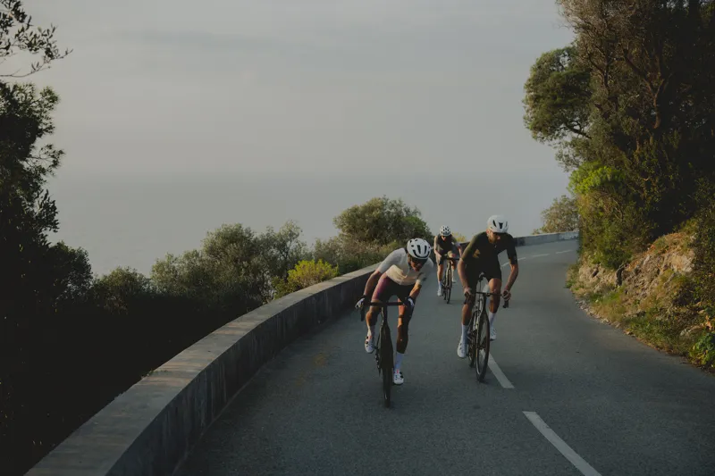 Wahoo Elemnt Bolt 3 GPS Cycling Computer - Black-7