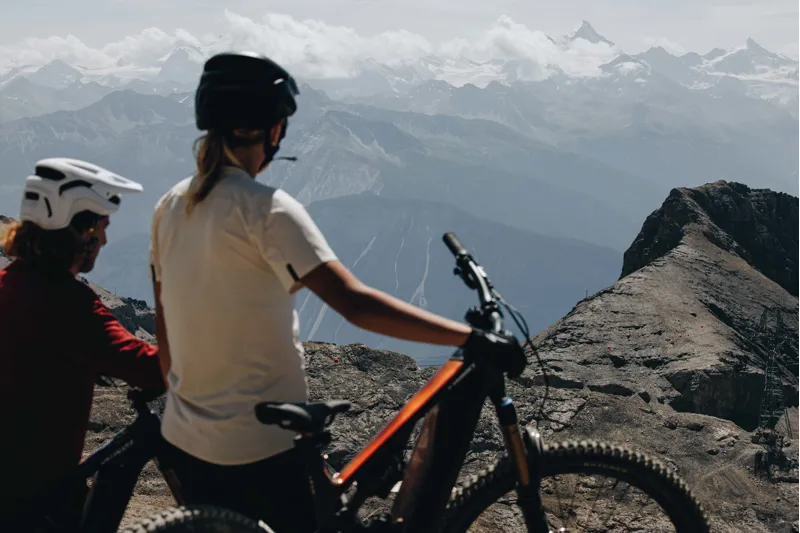 2026 S-Works Turbo Levo 4 Electric Mountain Bike - Gloss Red Pearl-8