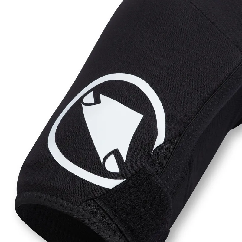 Endura Singletrack Elbow Pads - Black/Black-3