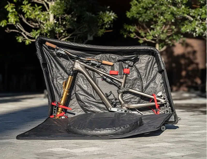 Evoc Mountain Bike Bag Pro - Black-12