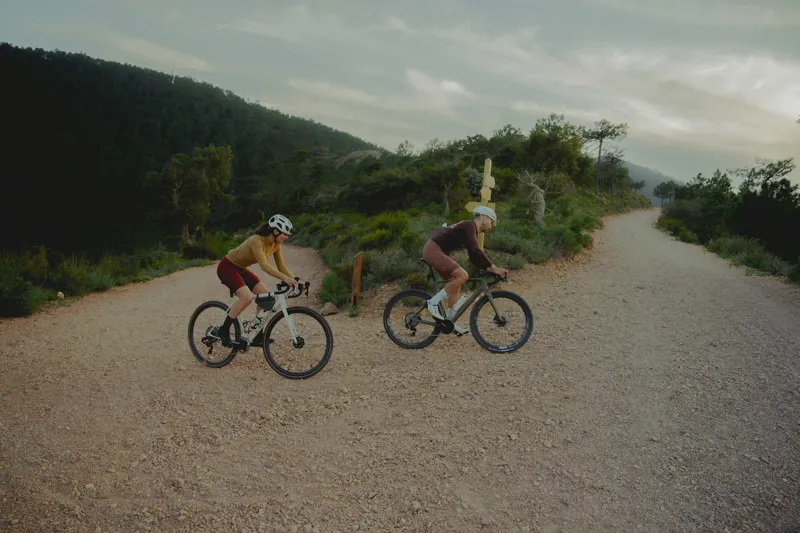 Wahoo Elemnt Roam 3 GPS Cycling Computer - Black-6