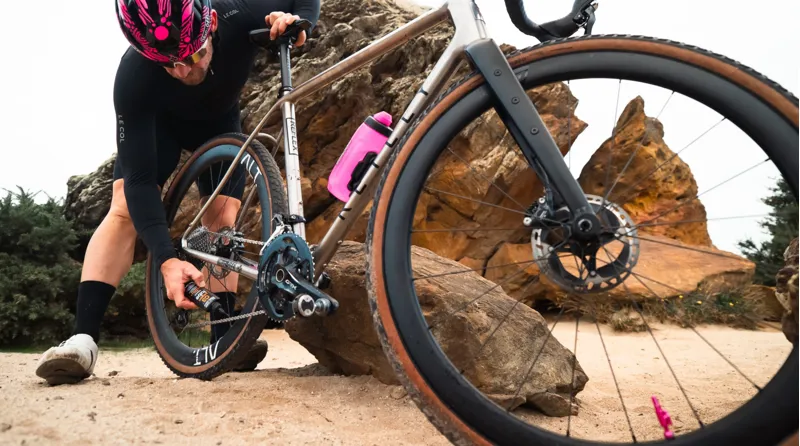 Muc-Off C3 All Weather Ceramic Bicycle Lube 300ml-2