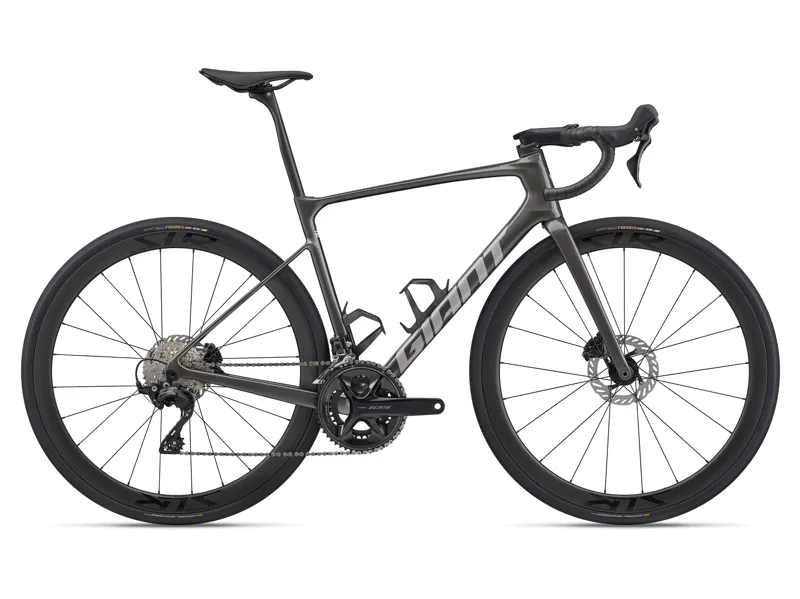 2026 Giant Defy Advanced Pro 2 Mens Road Bike - Stealth Chrome