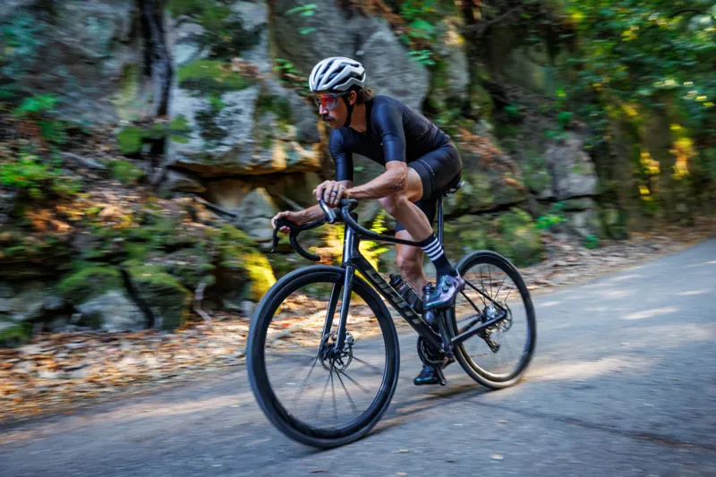 2026 Giant Defy Advanced SL 0 Mens Road Bike - Arctic Light/Chrome-8