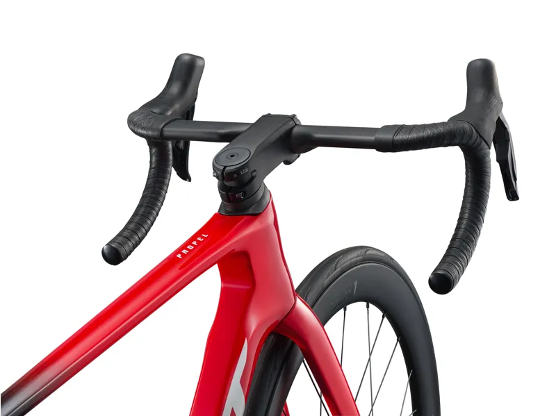 2026 Giant Propel Advanced Pro Dura-Ace Mens Road Bike - Rosso Corsa-3