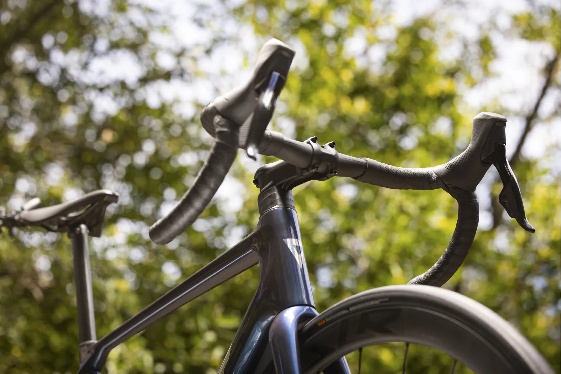 2025 Giant TCR Advanced Pro 0 AXS Mens Road Bike - Gloss Ocean