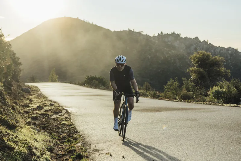 2025 Giant TCR Advanced Pro 2 Road Bike - Gloss Meteor Storm/White-2