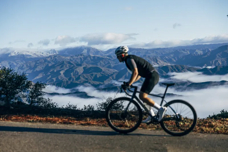 2025 Giant TCR Advanced Pro 2 Road Bike - Gloss Meteor Storm/White-1