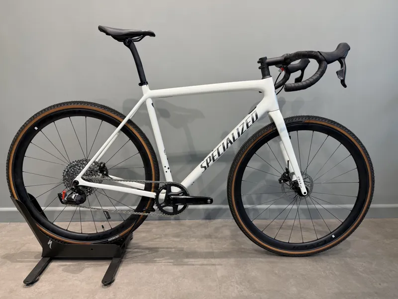 Ex-Demo: 2025 Specialized Crux Expert Gravel Bike - White - 56cm-1