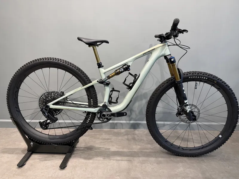 Ex-Demo: Specialized Epic 8 Evo Pro Mountain Bike - Satin Green - Small-1
