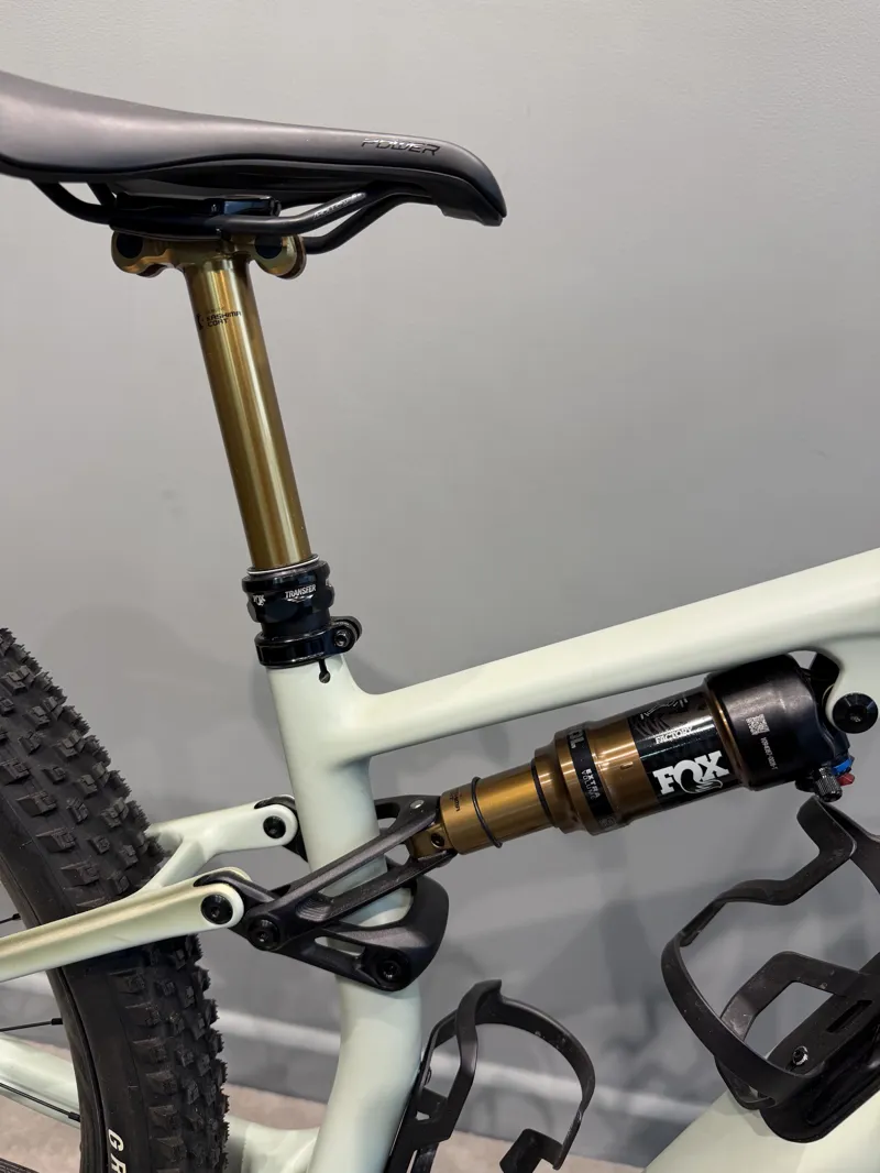 Ex-Demo: Specialized Epic 8 Evo Pro Mountain Bike - Satin Green - Small-4
