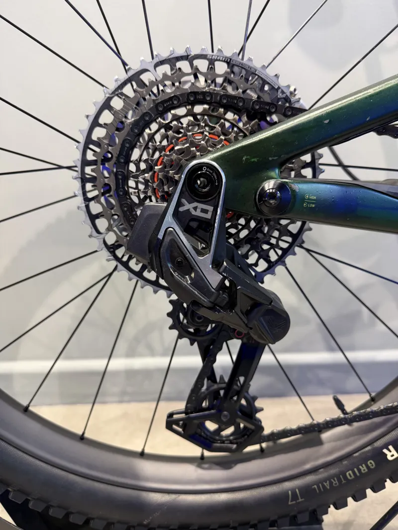 Ex-Demo: Specialized Stumpjumper 15 Pro Mountain Bike - Satin Green - S3-10