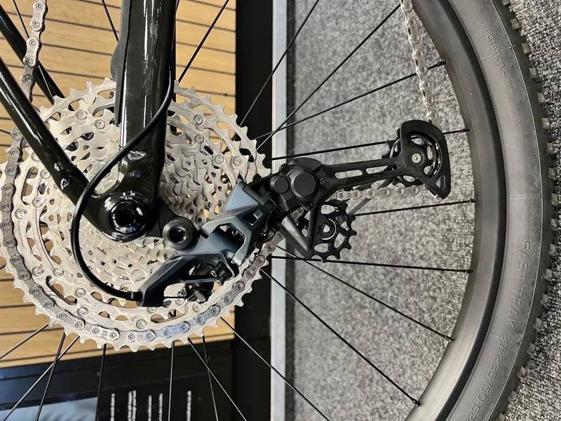 Shop Soiled: Specialized Chisel Comp Shimano Mountain Bike - X-Large-2