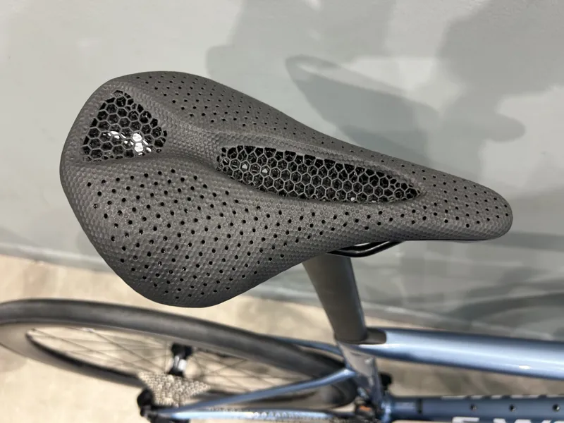 Custom Build: 2025 S-Works Tarmac SL8 Shimano Ultegra Road Bike - Glacial-8