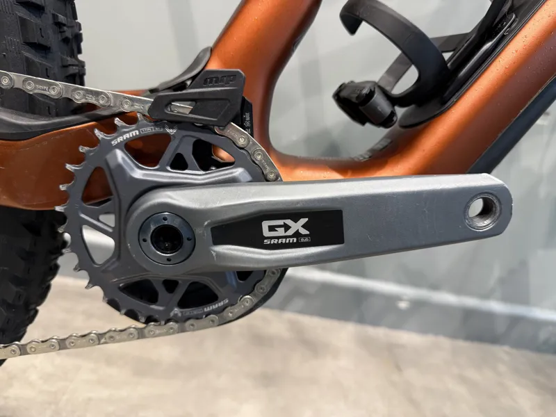 Ex-Demo: 2025 Specialized Stumpjumper 15 Ohlins Coil Mountain Bike - S3-7