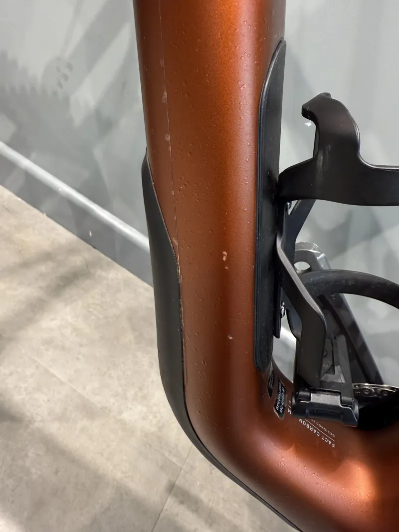 Ex-Demo: 2025 Specialized Stumpjumper 15 Ohlins Coil Mountain Bike - S3-8