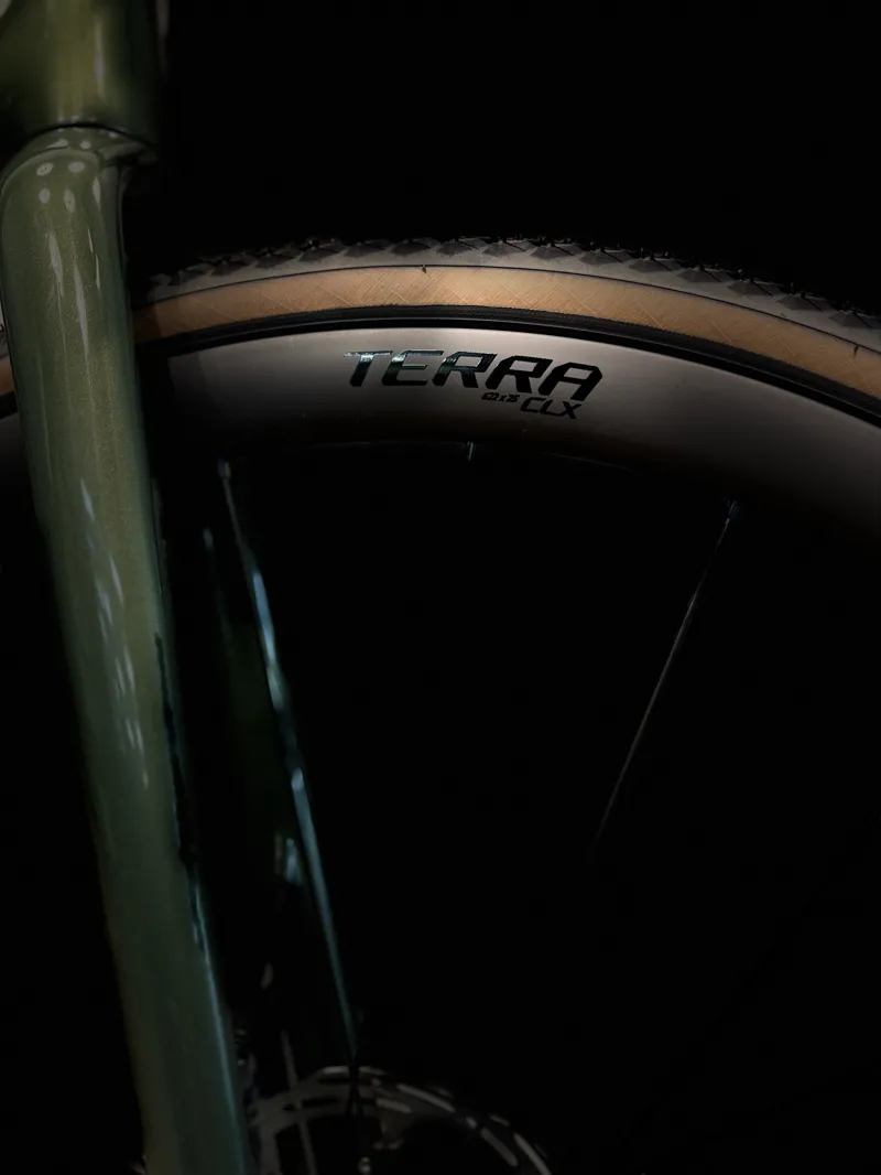 Shop Soiled: 2025 S-Works Crux SRAM Red XPLR Gravel Bike - 58cm-5