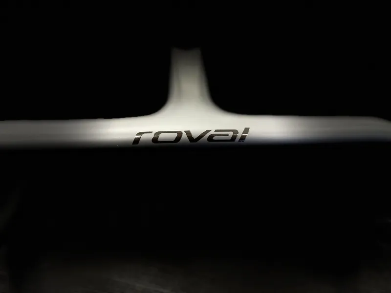 Roval Alpinist Cockpit II Road Cycling Handlebar with Integrated Stem-5