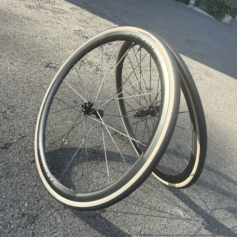 Roval Alpinist CLX III 700c Road Bike Rear Wheel - Satin Carbon/White-5