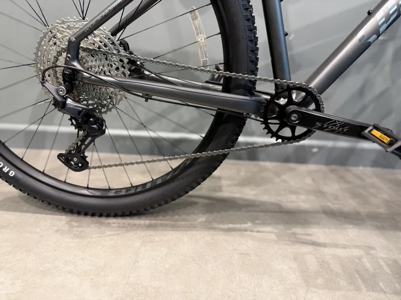 Ex-Demo: Specialized Rockhopper Expert 29 Mountain Bike - Large-2