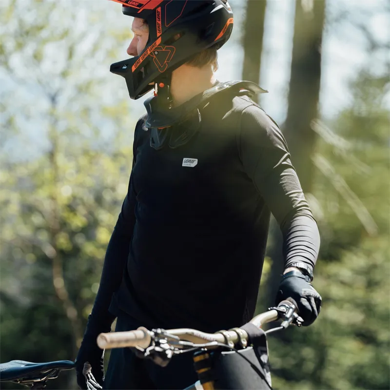 Leatt Mountain Bike 1.0 Ride Kit - Titanium-5